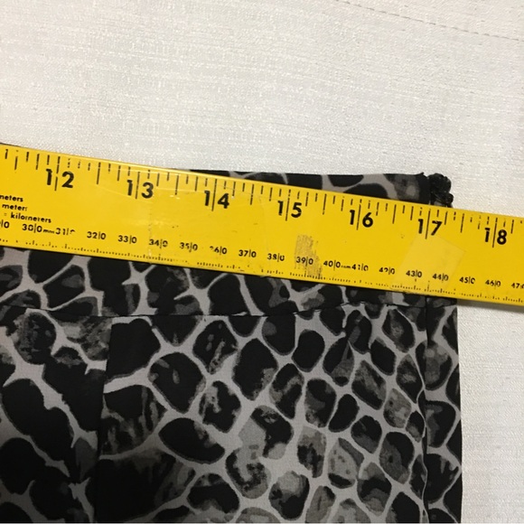 Allison TAYLOR Petite paneled animal snake print snake print lined skirt zip 14P - Picture 6 of 15